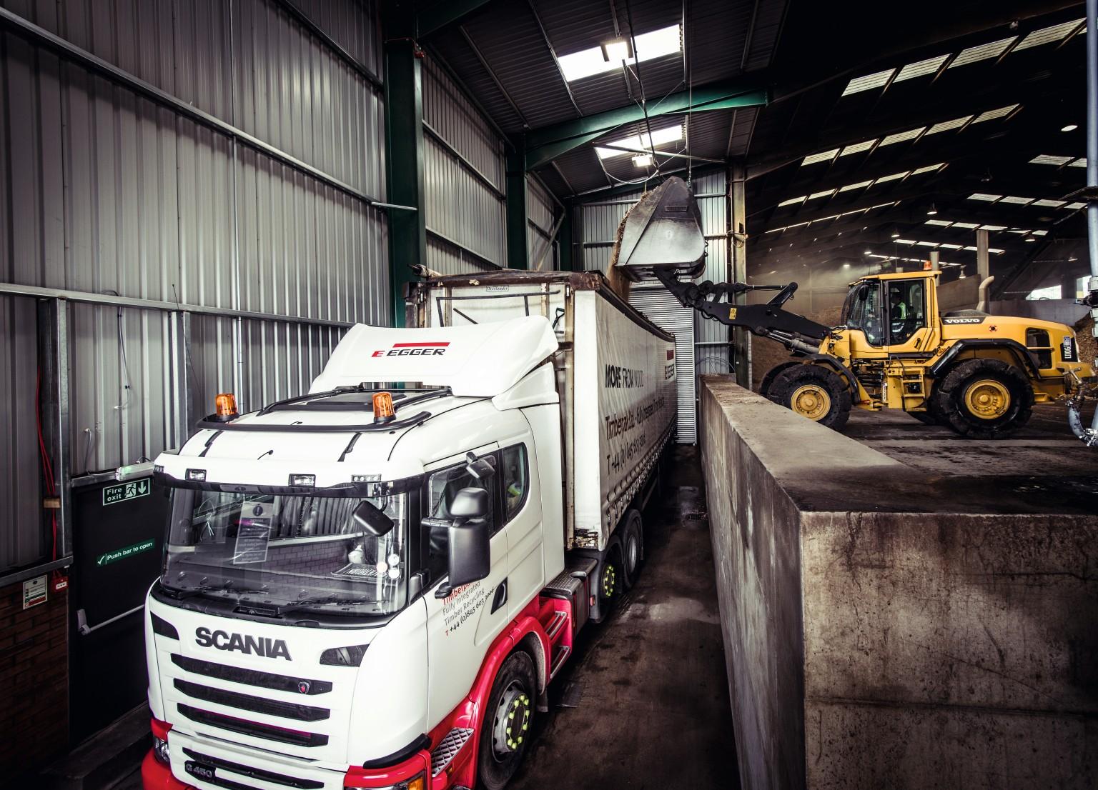 Wood Recycling magazine visits Timberpak Washington
