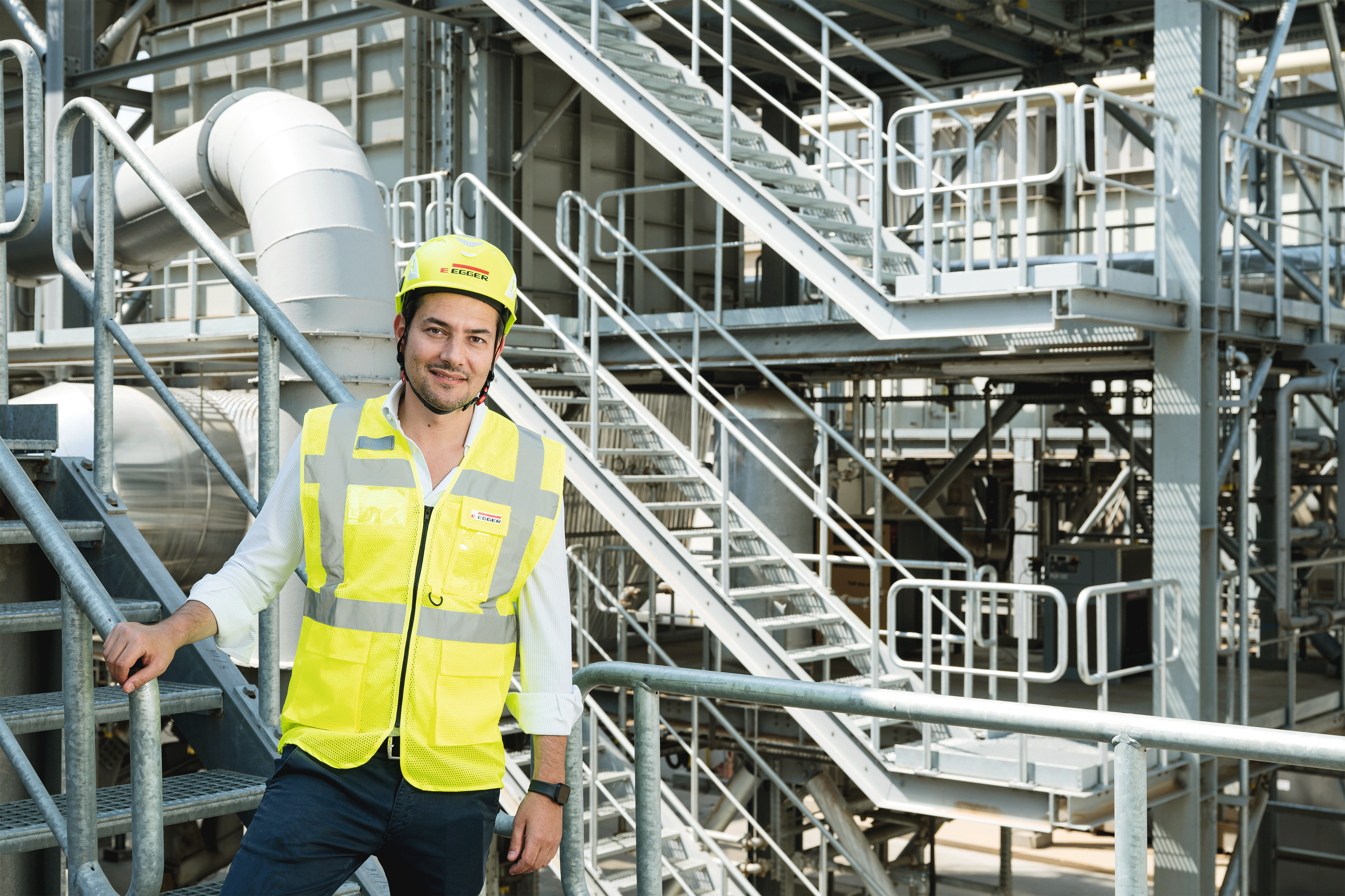 Sergio Doriguzzi na své každodenní prohlídce závodu