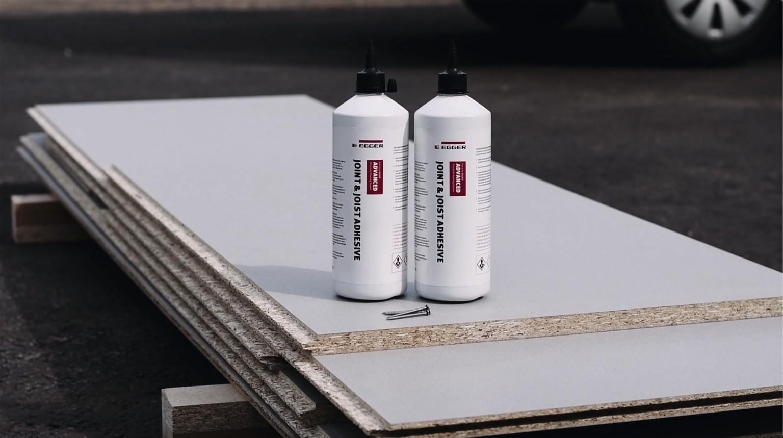 Watch our video to discover the 2 fitting methods, or download our guide.