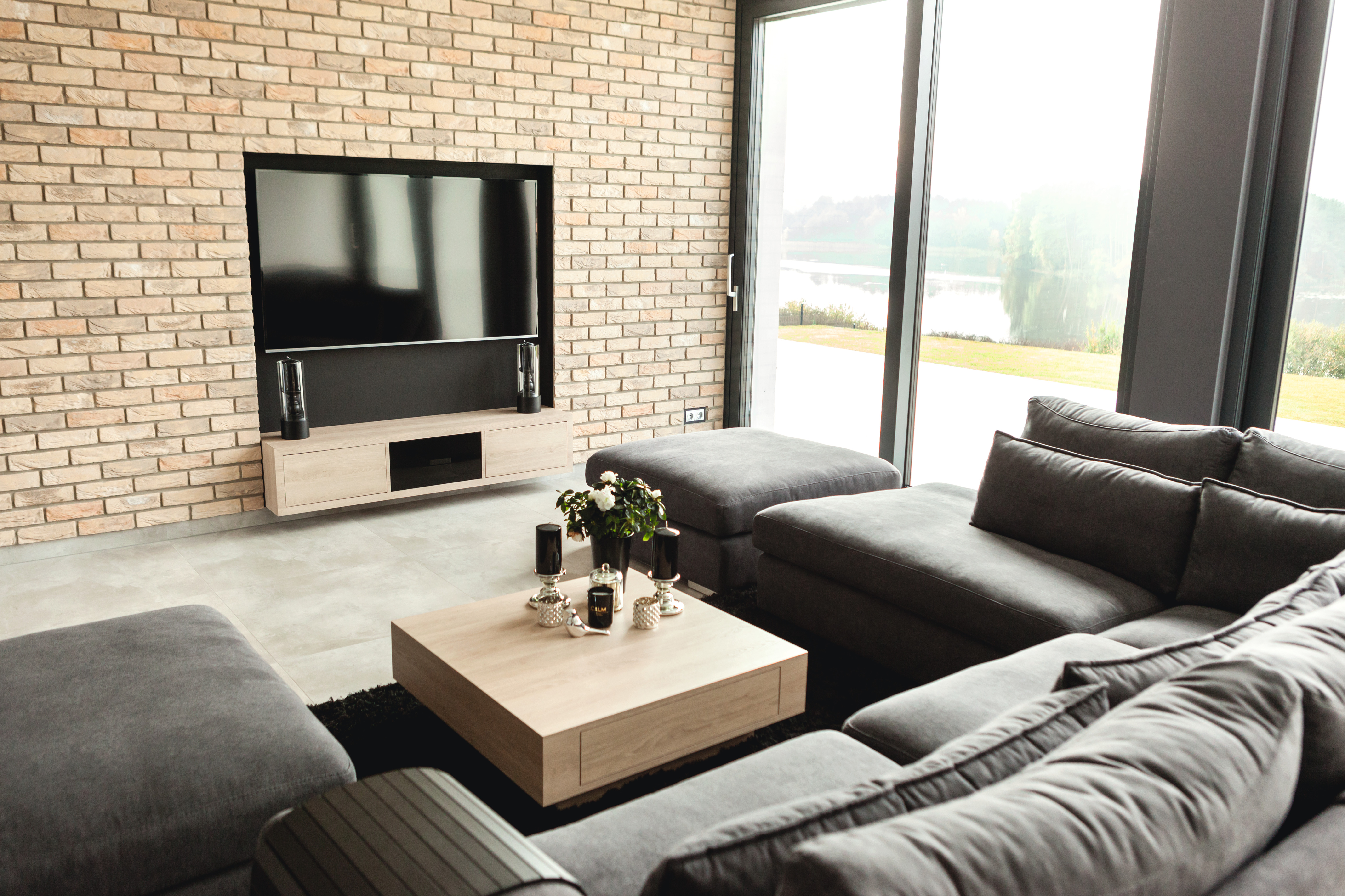 A similar style to the kitchen was also used in the living room.
