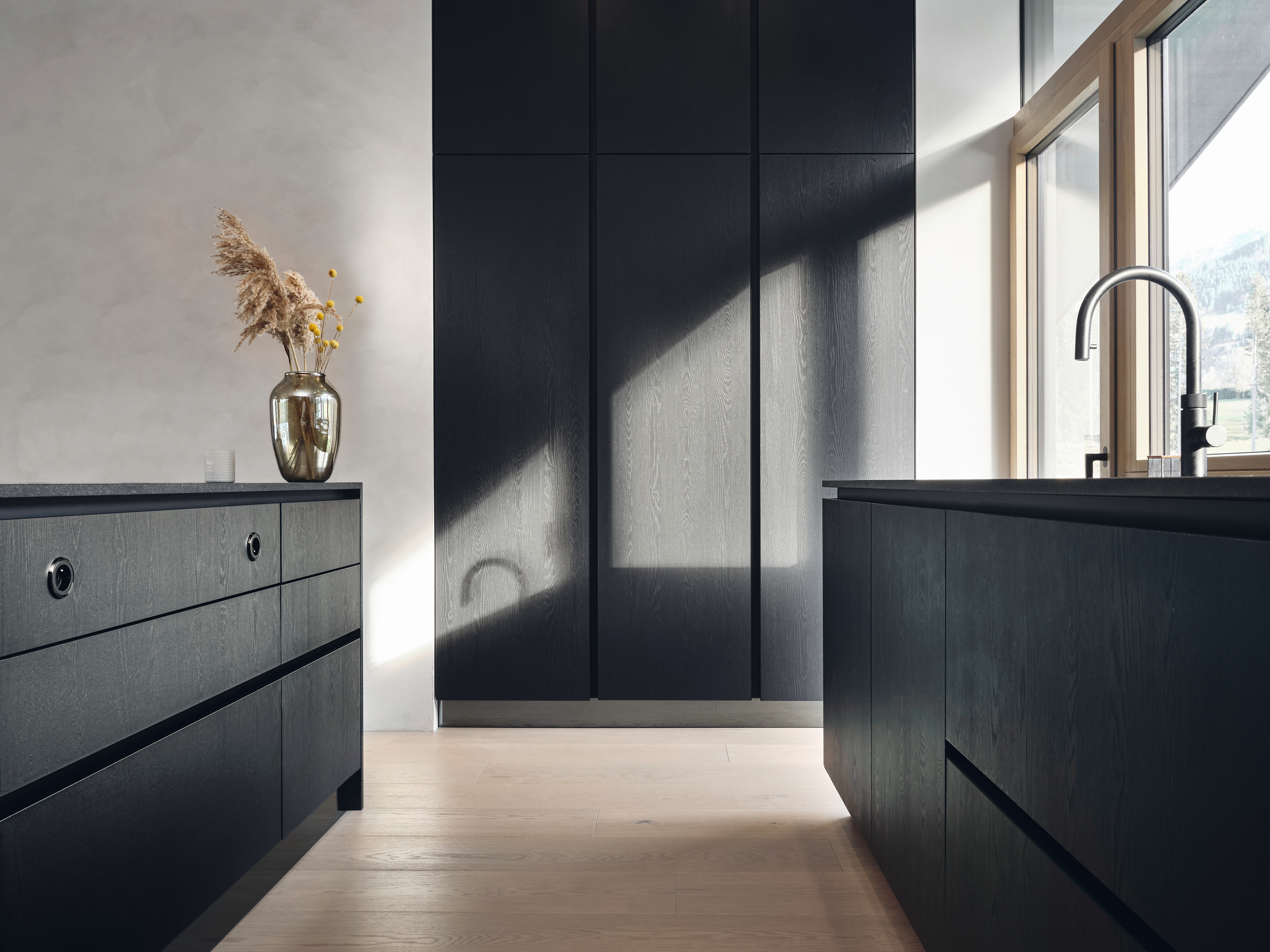 PerfectSense lacquered boards in U999