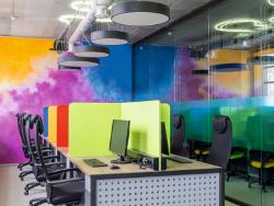 In its office design, the GLOBUS office relies on colours that reflect the corporate spirit.