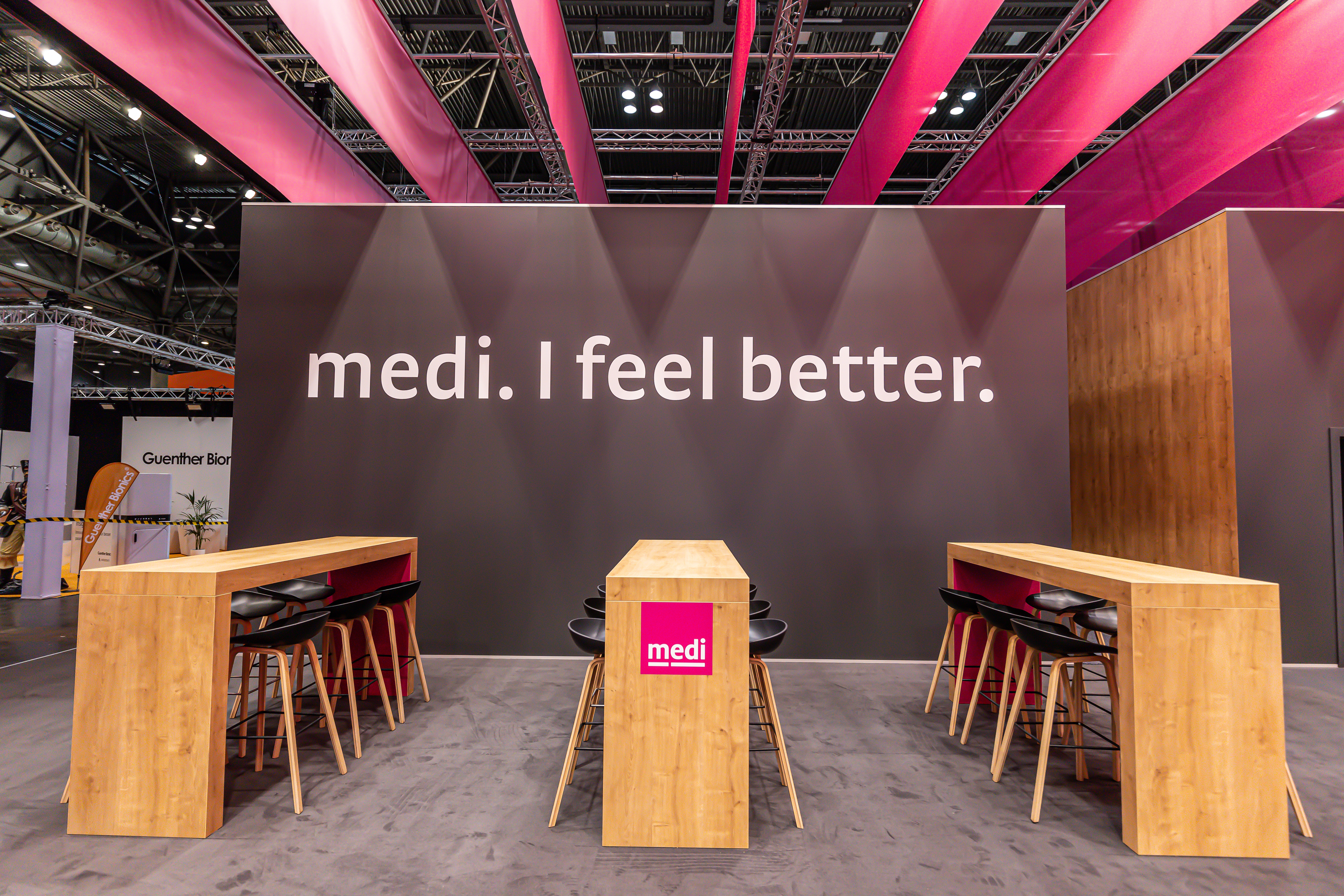 The Medi stand extends over 600 m2. 
