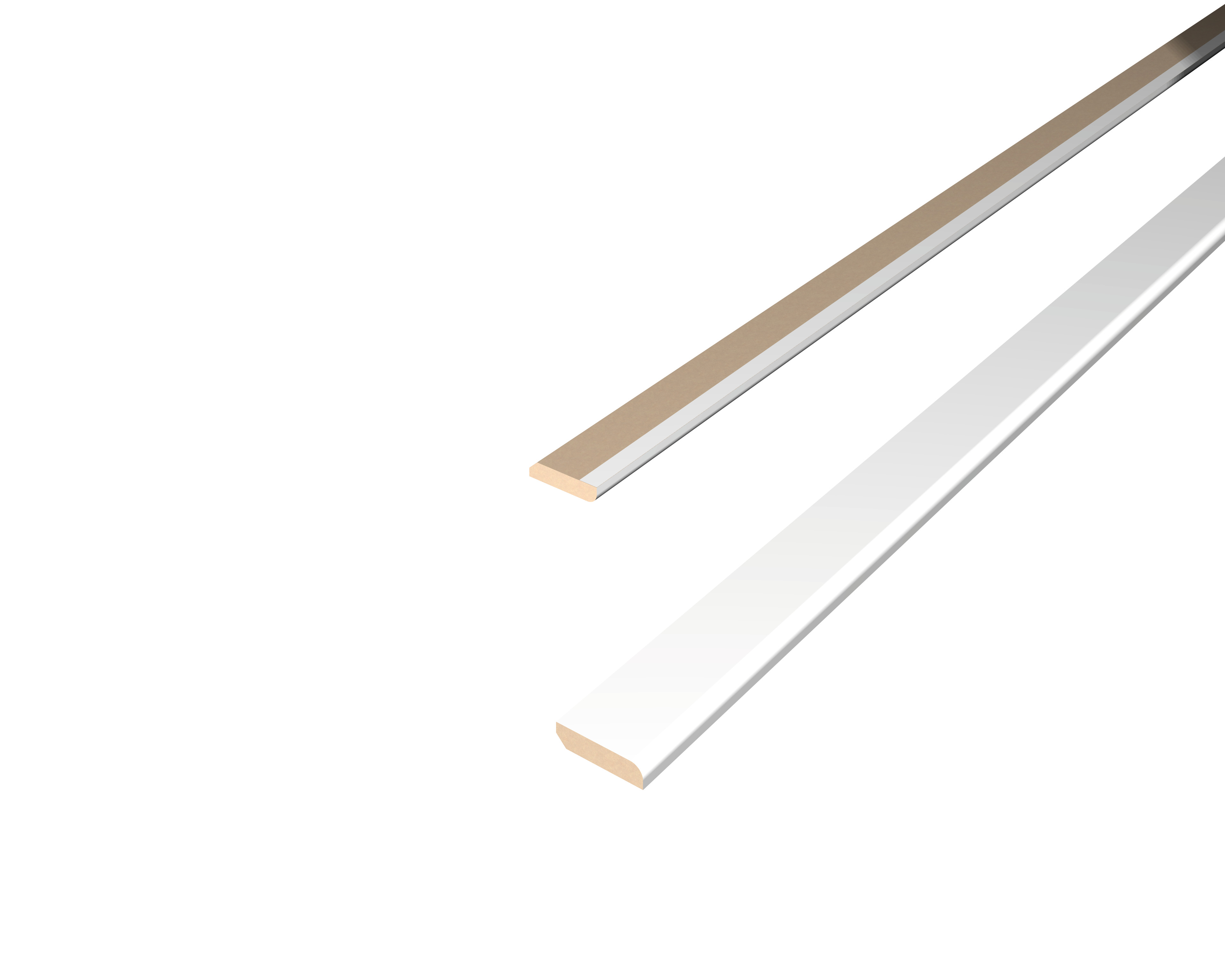 Unicoloured cover moulding, white