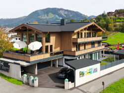 O casă unifamilială a fost transformată într-o casă multifamilială în St. Johann in Tirol.