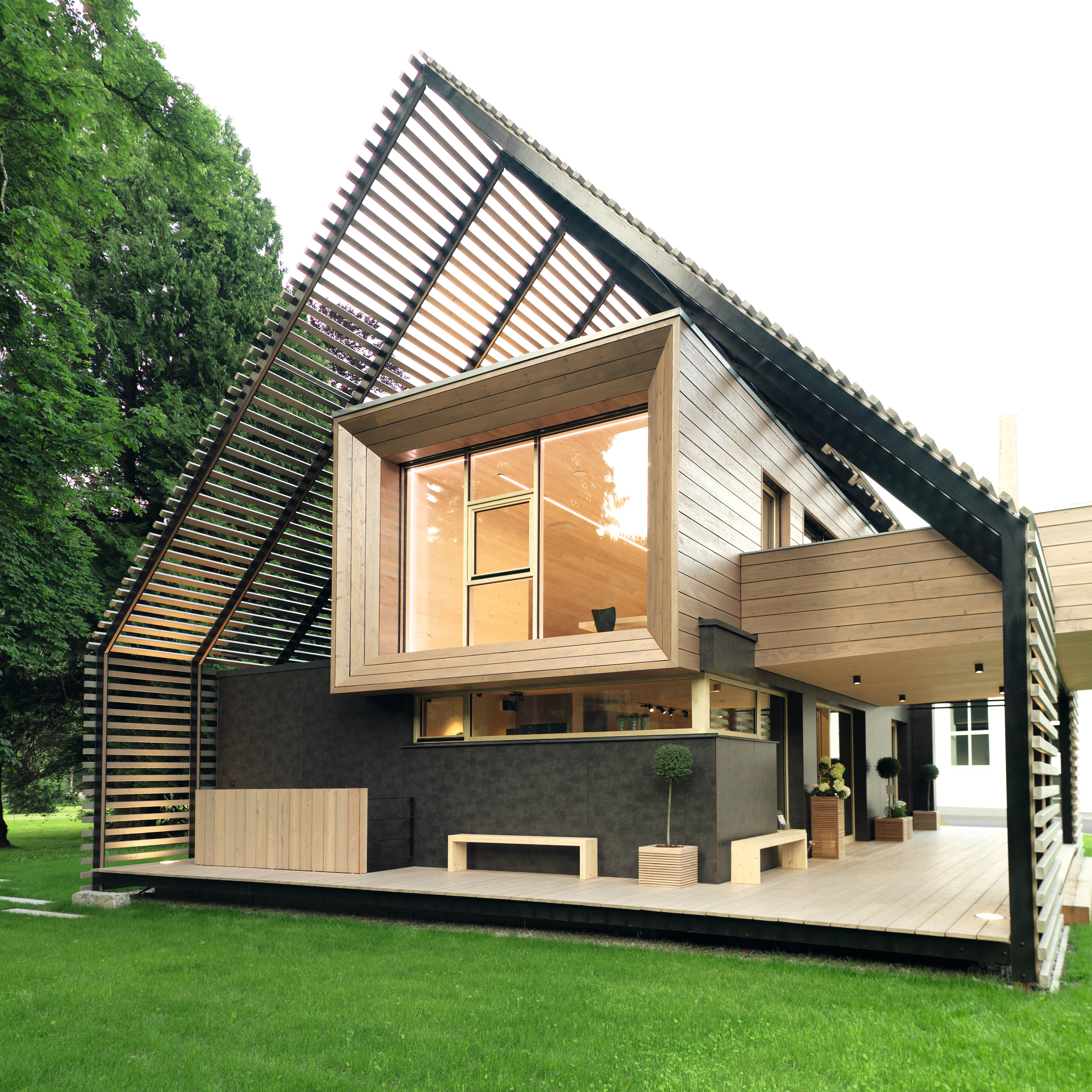 Plus energy house con pannelli OSB 4 TOP e DHF © Auftragsfoto.at/Stefan Sappert