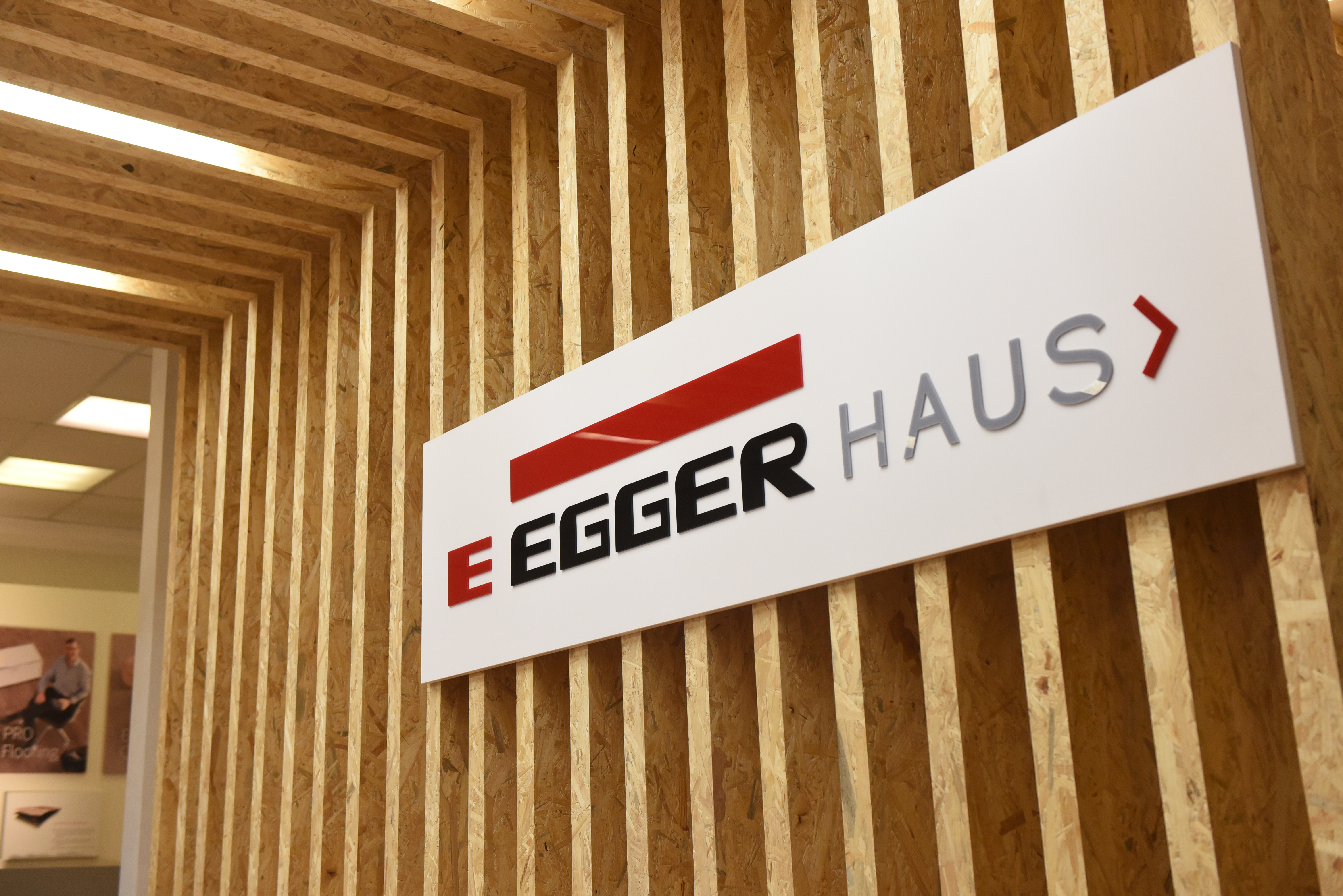 Distribuidores EGGER Haus