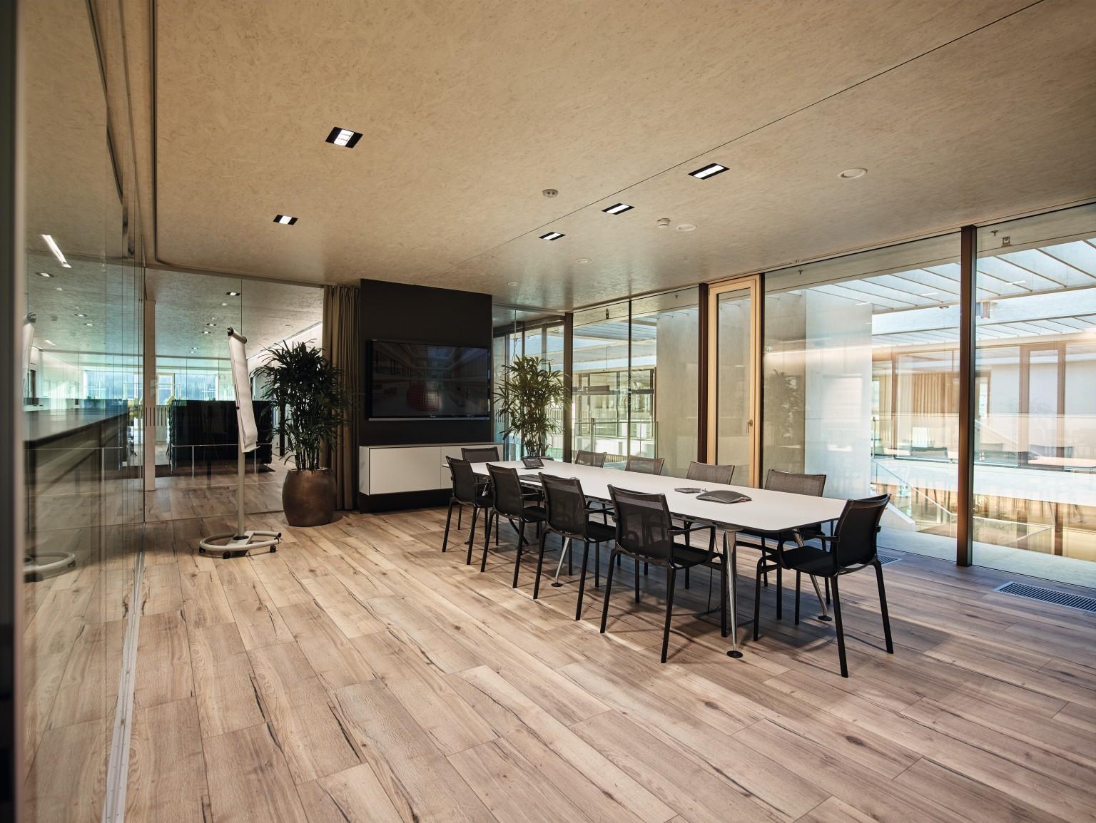 Bright meeting rooms with a pleasant atmosphere.© Thomas Plattner