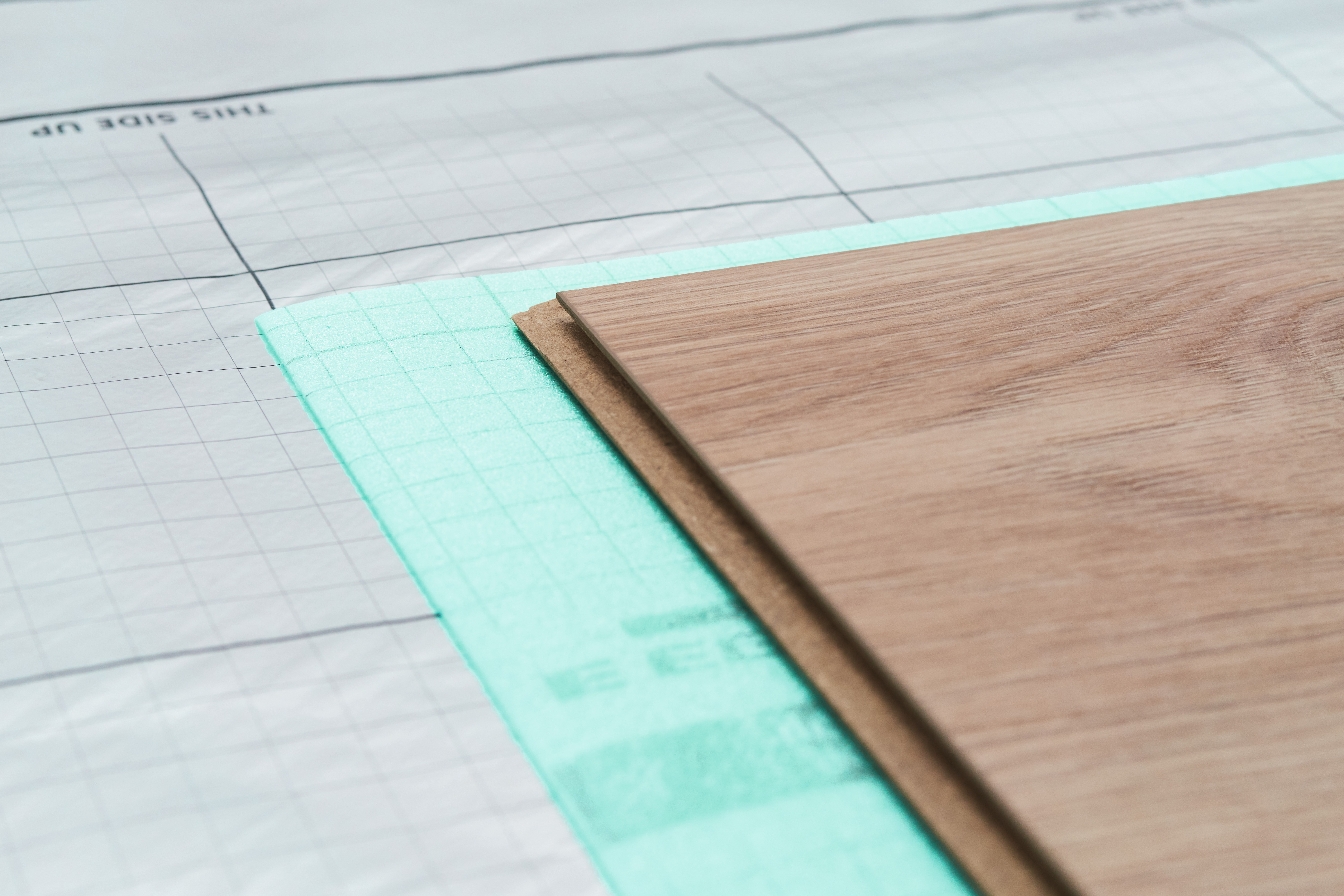 Underlay mats and installation tools