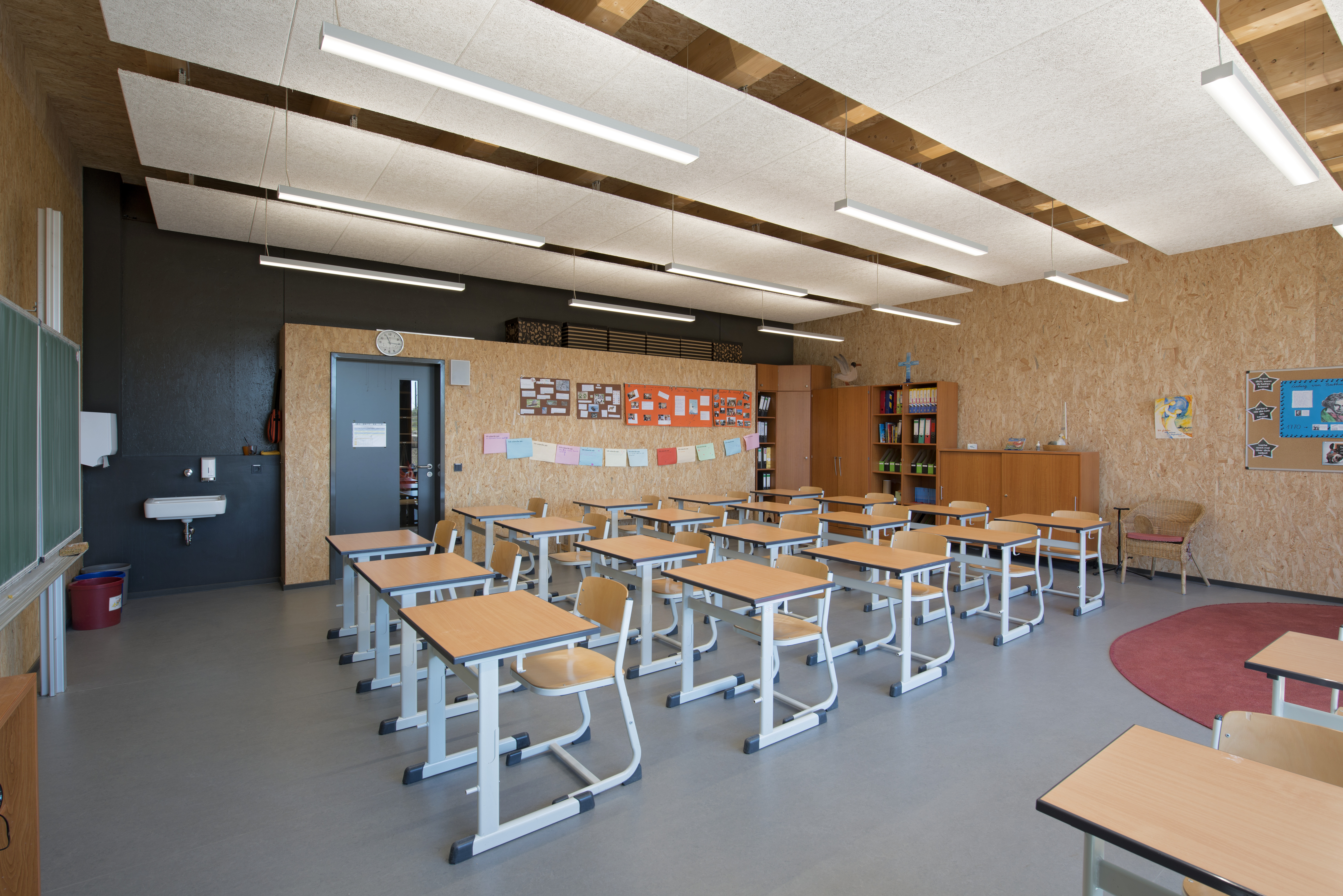 Nueva aula en la escuela Robert Lansemann. © Foto Volster