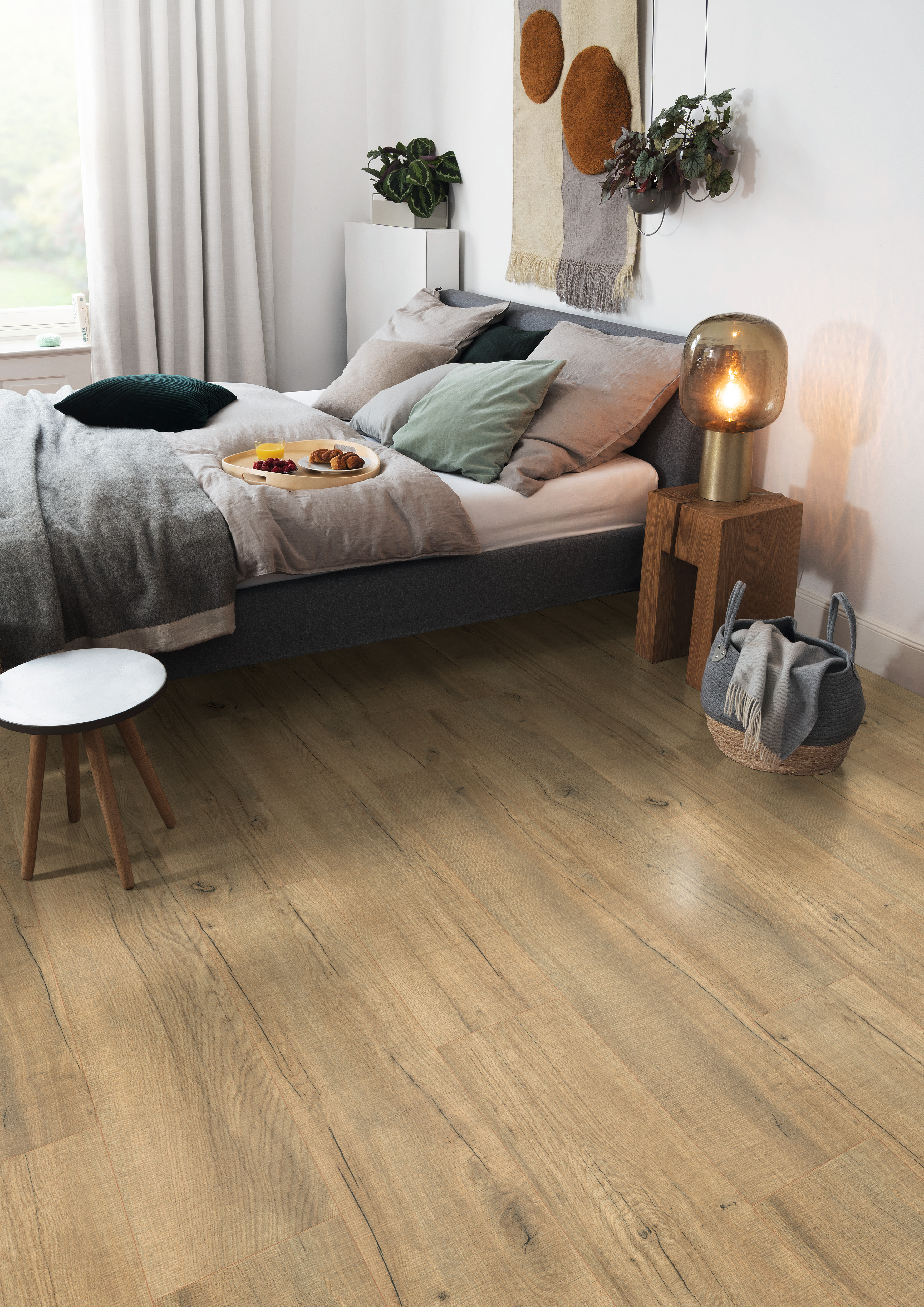 Pure Solids | EPL196