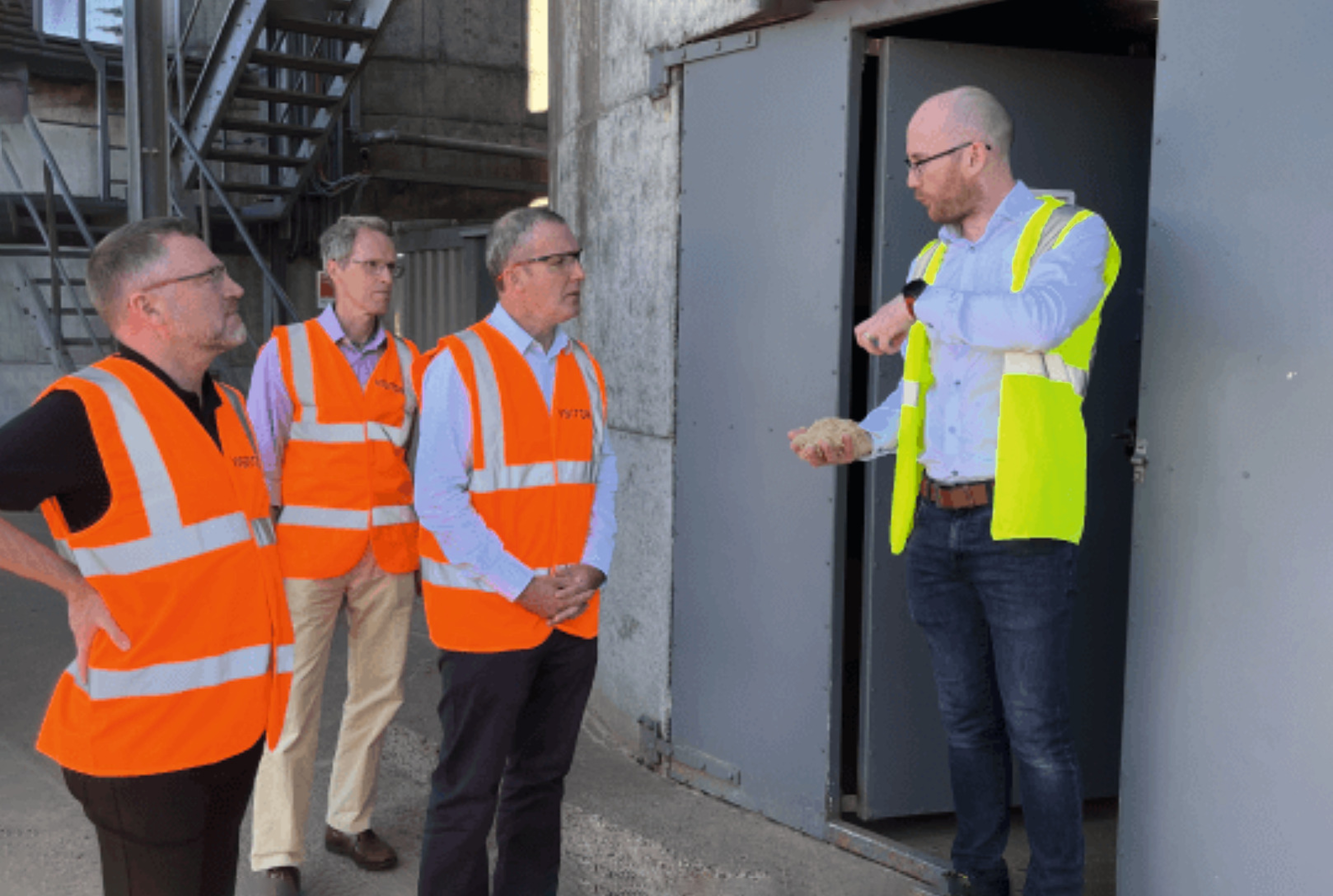 Cabinet Secretary sees net zero role of forestry and wood first-hand