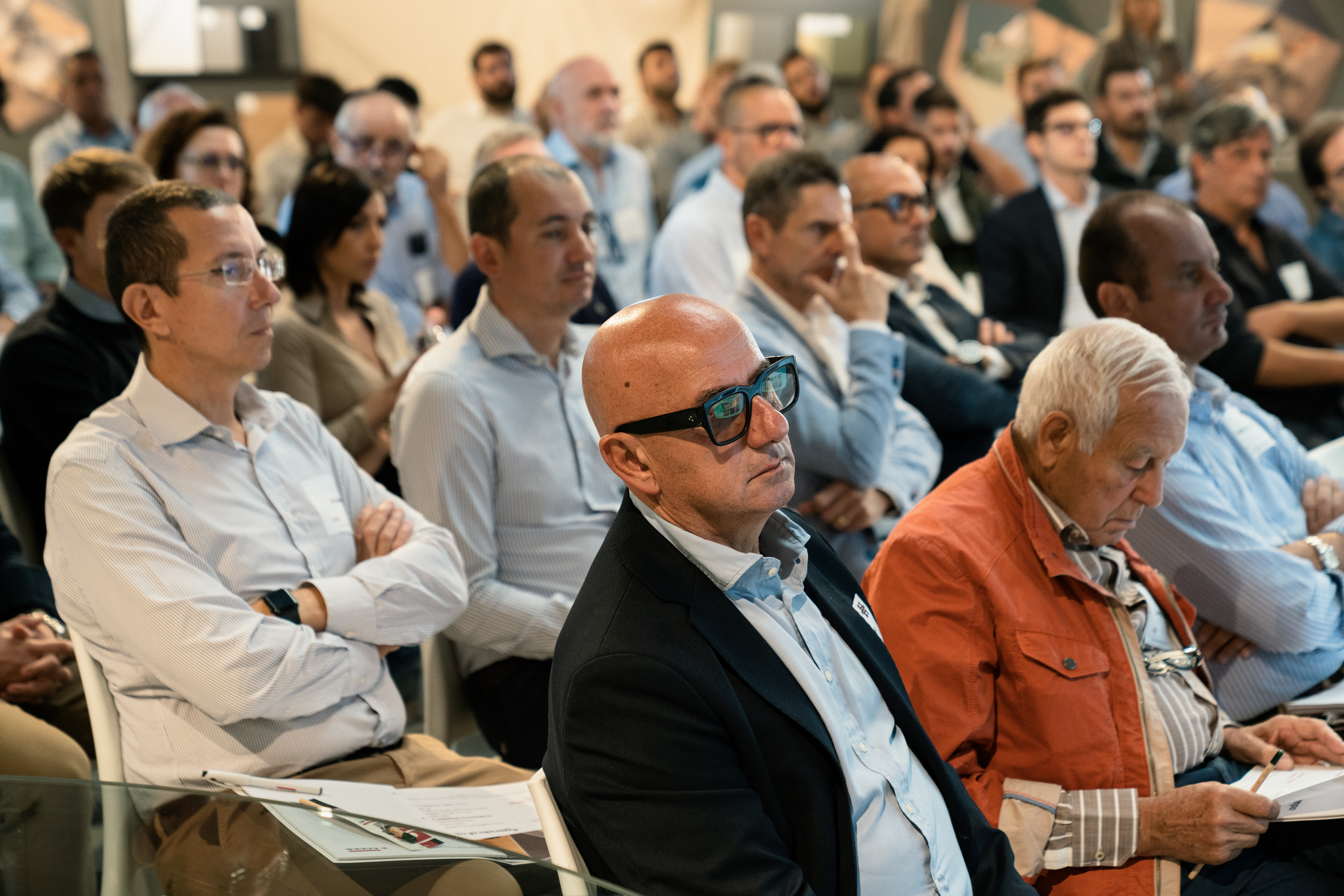 Alcuni momenti dell’evento con Edoardo Amato, Responsabile Vendite Settore Distribuzione e Referente Architetti, Alessandro Scottà, Responsabile Industria Italia e Gaio Federica, Marketing Italia
