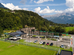 Die weitläufige, top gepflegte Freizeitanlage Sonnrain bietet viel Platz, um Freizeit zu erleben. 
