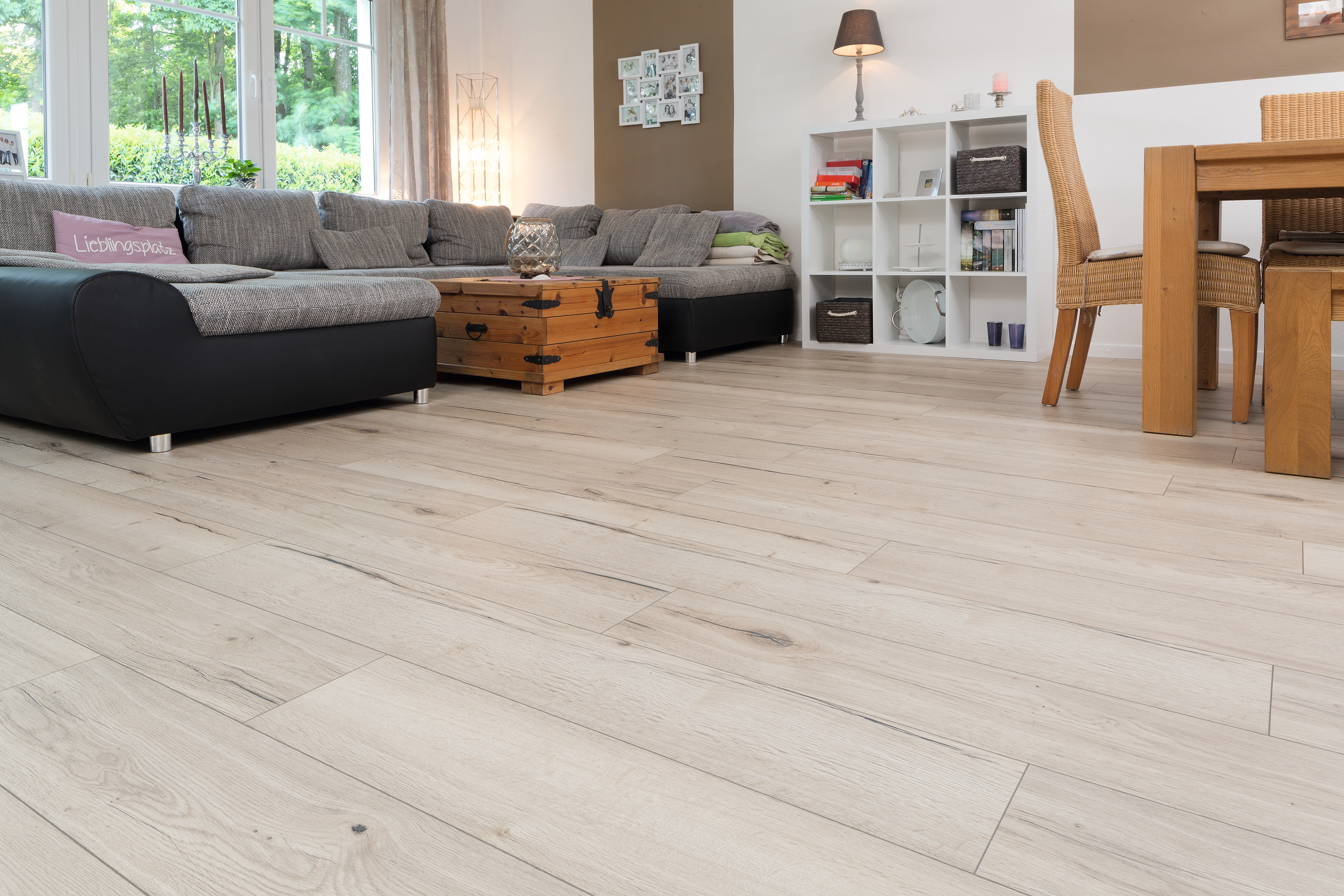 Il look rovere naturale crea in casa un’atmosfera di benessere.