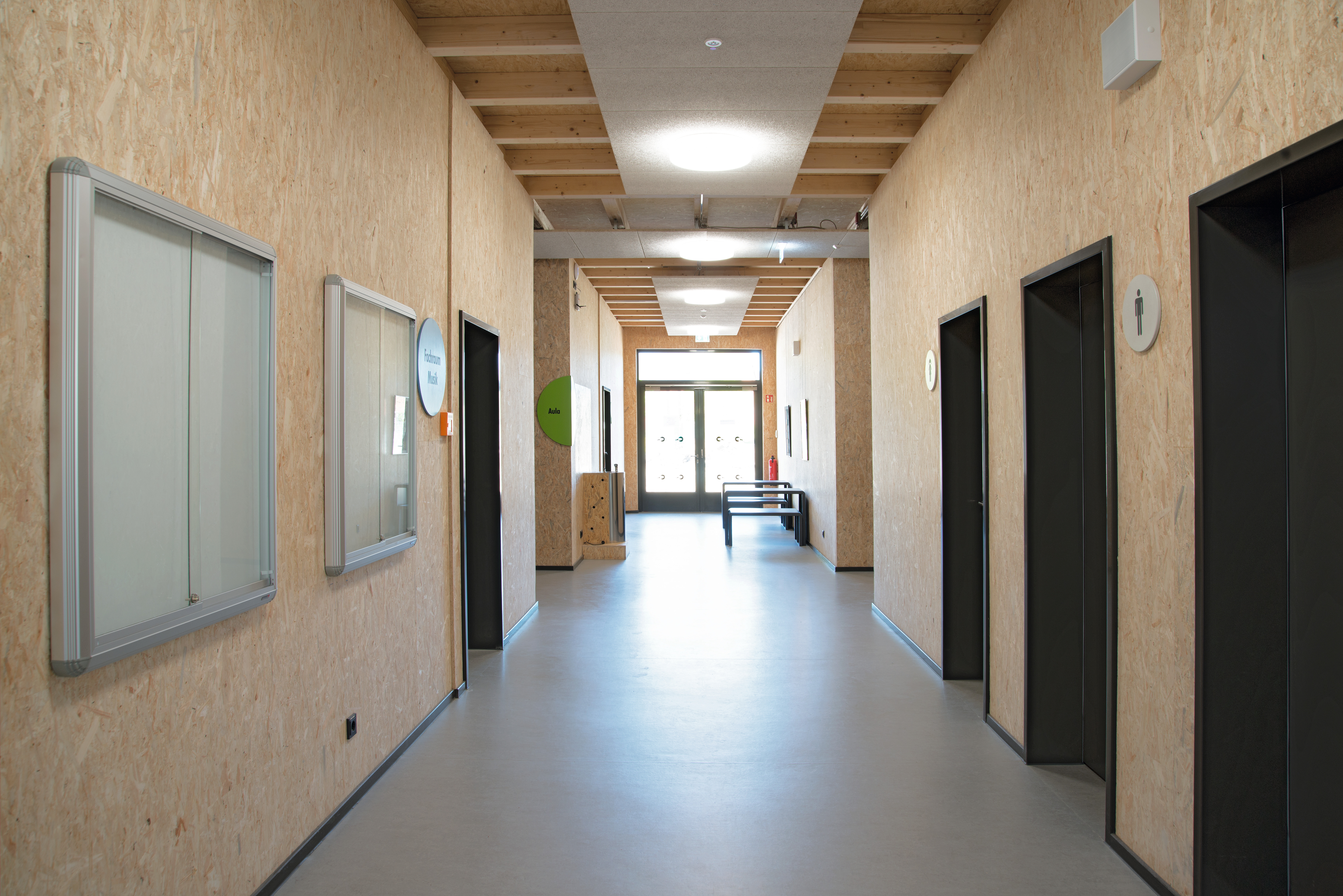Visible OSB 4 Top boards were used as part of the interior design. © Foto Volster