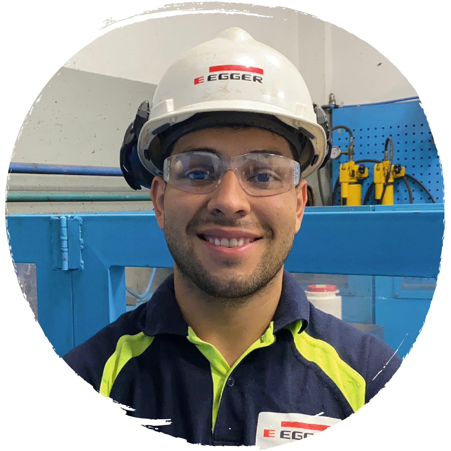 Yamil Loffler, Aprendiz de Mantenimiento