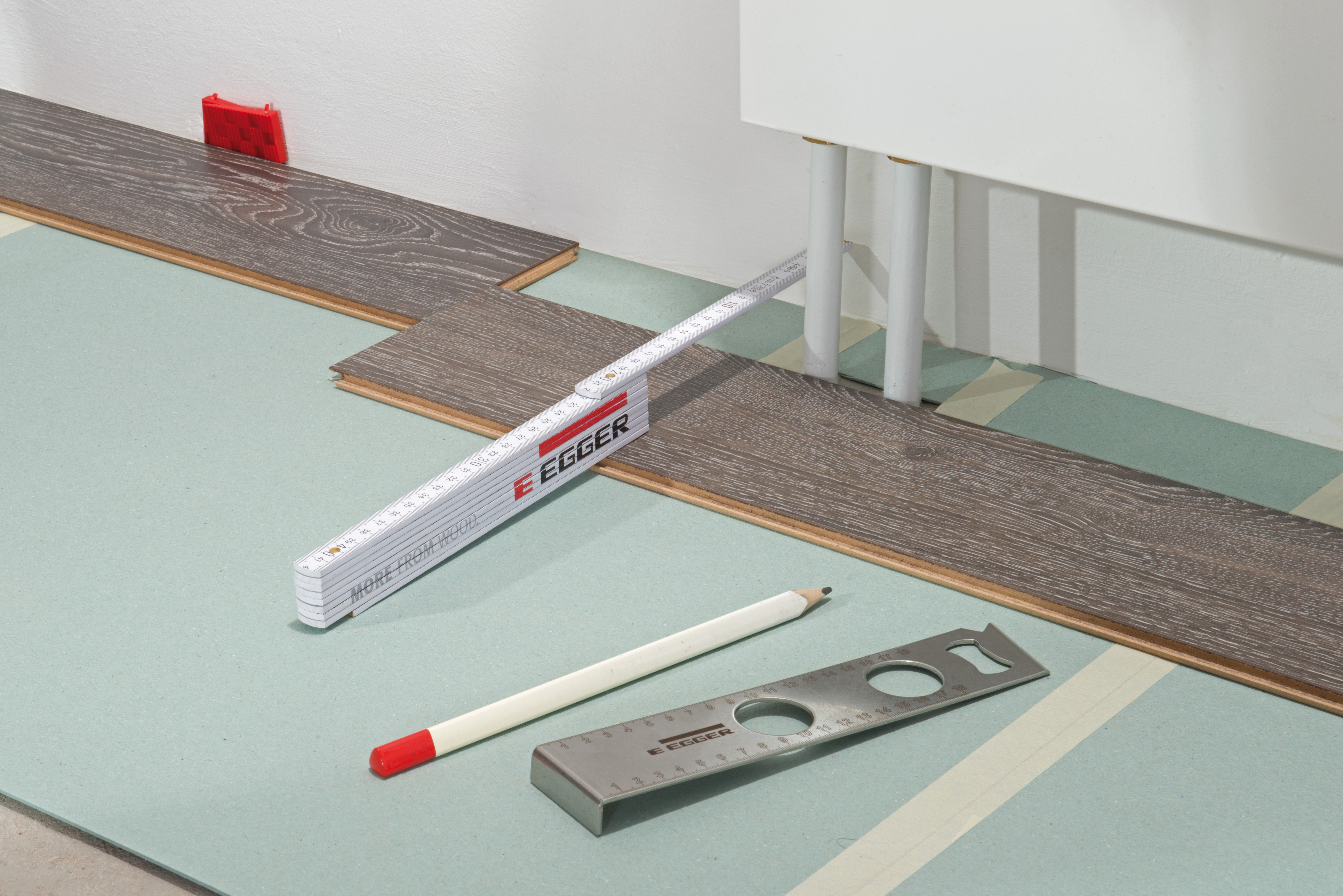 Flooring measuring and fitting accessories