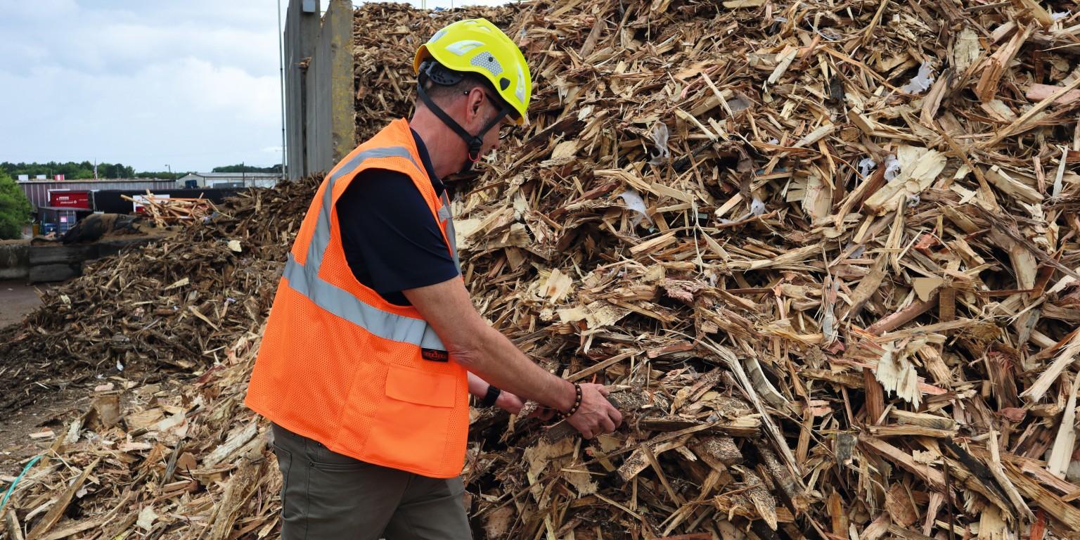 Wood recycling