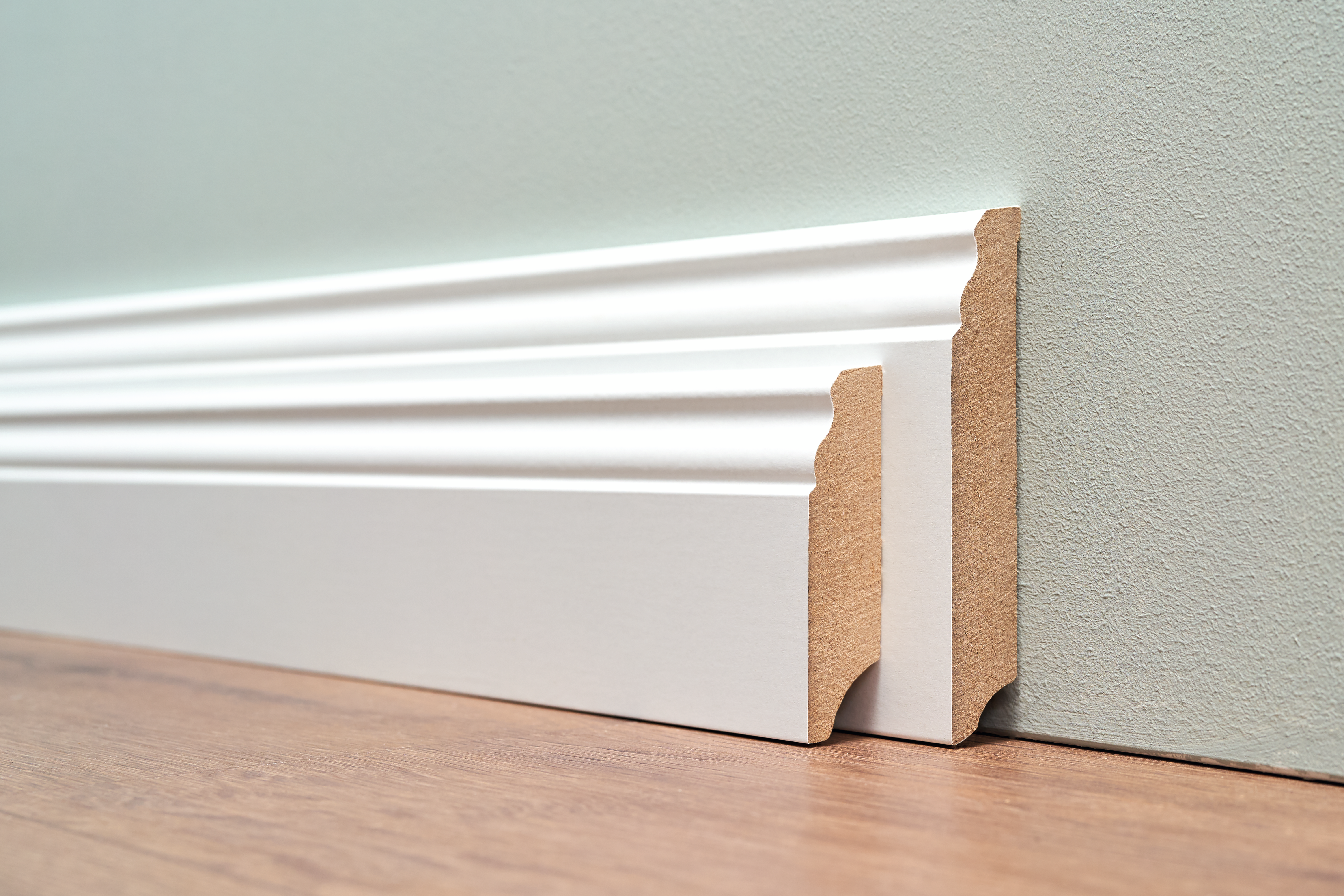 Elegante Hamburger Sockelleisten in verschiedenen Höhen